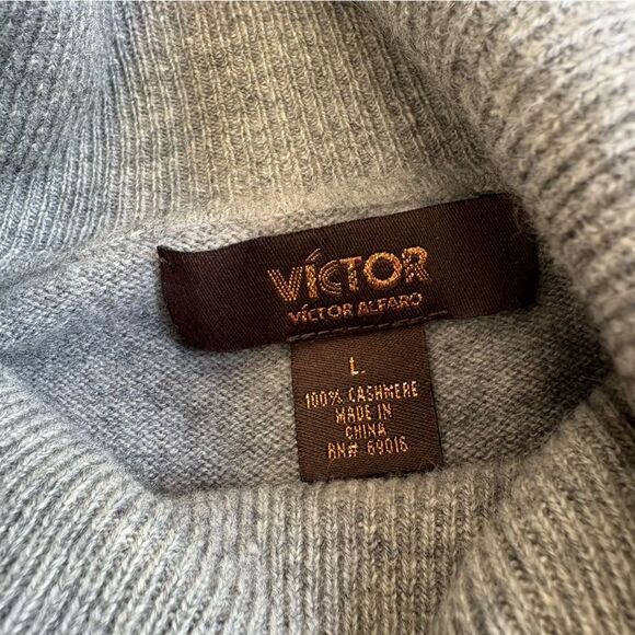 Victor Alfaro Cashmere Sweater Size Large Turtleneck - Picture 4 of 6
